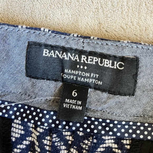 Banana Republic Hampton Fit Shorts - Picture 5 of 11